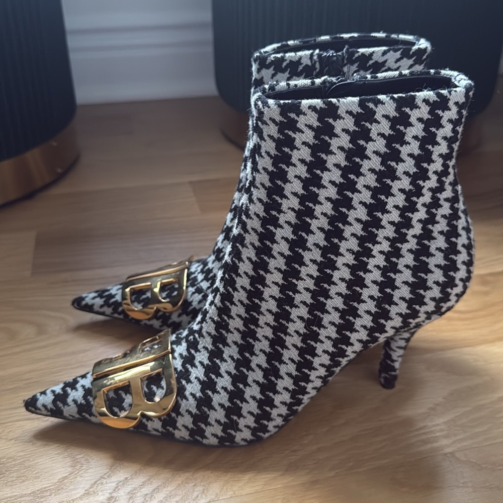 Balenciaga houndstooth ankle booties - Picture 12 of 17